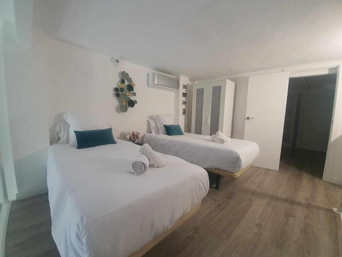 Isg Apartments Feria 106 Sevilla Bagian luar foto