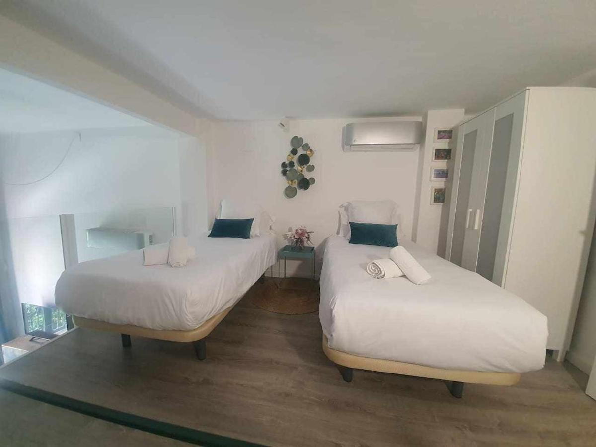 Isg Apartments Feria 106 Sevilla Bagian luar foto