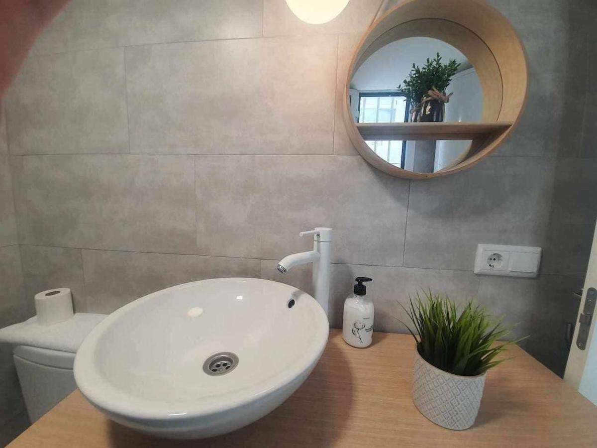 Isg Apartments Feria 106 Sevilla Bagian luar foto
